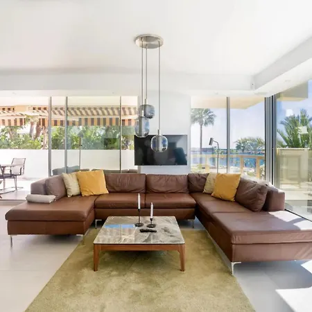 Excelente Terraza De Primera Linea Marbella